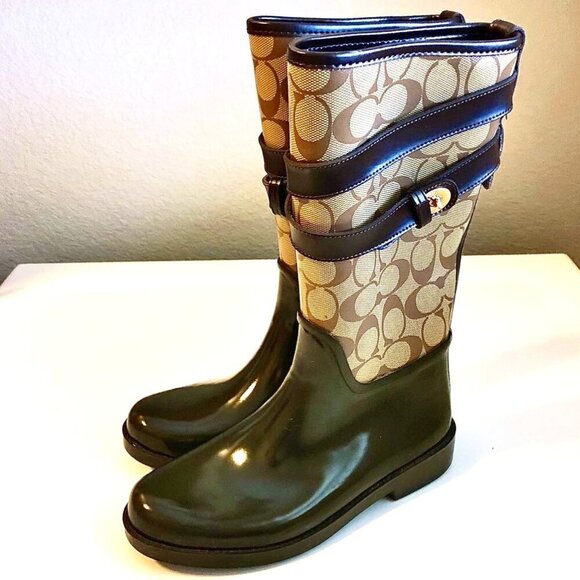 COACH Trisha II Gold Turnlock Rain Boots Chestnut/Khaki 6 MSRP $225 - Picture 1 of 8